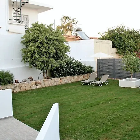 Apartament Orama *